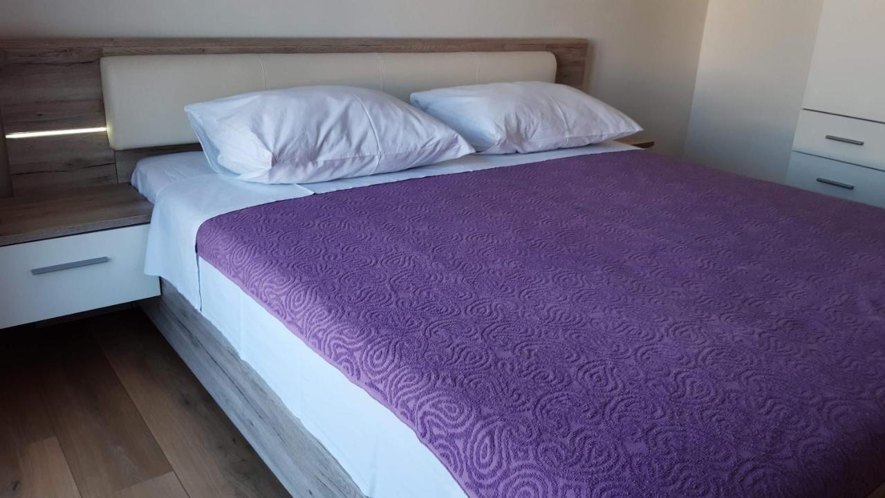 Apartmán Matea Vica Apartman, *